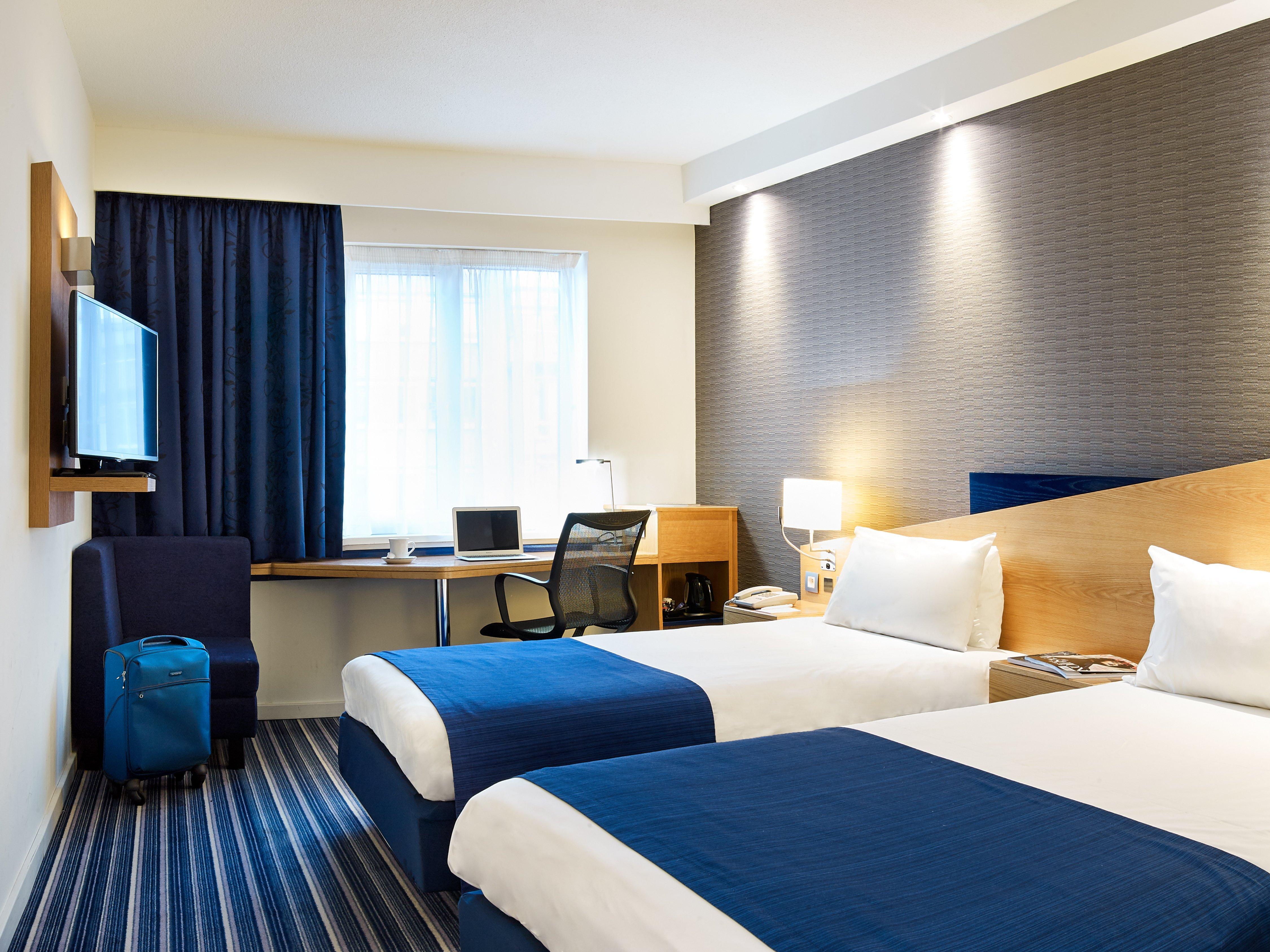 Holiday Inn Express Hasselt By Ihg Экстерьер фото