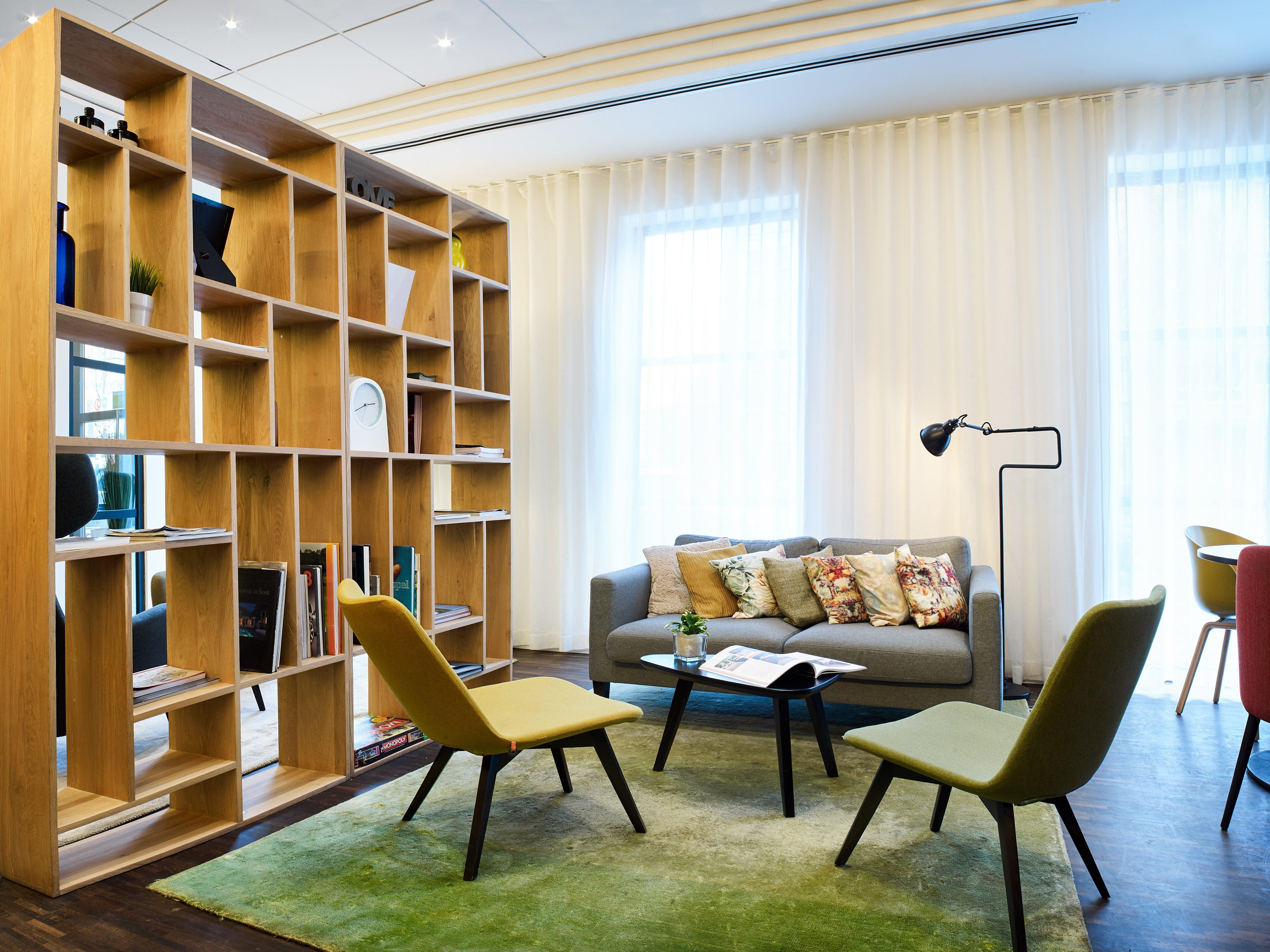 Holiday Inn Express Hasselt By Ihg Экстерьер фото