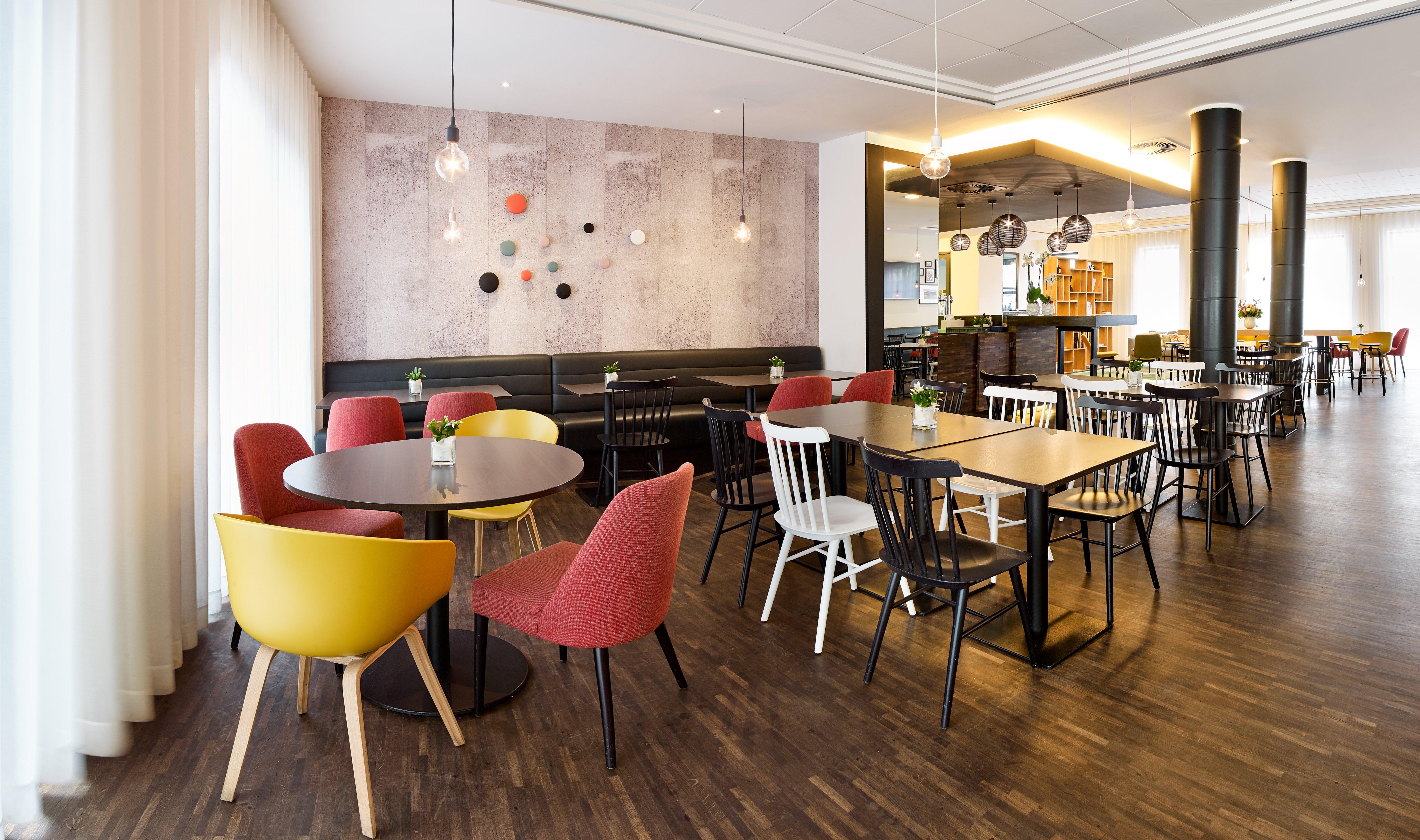 Holiday Inn Express Hasselt By Ihg Экстерьер фото